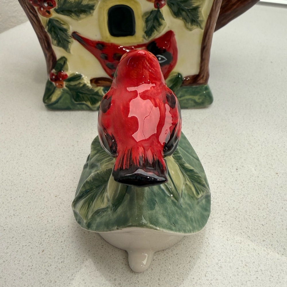 Susan Winget Winter Wonder Red Cardinal Birdhouse Teapot Ceramic - Picture 9 of 15